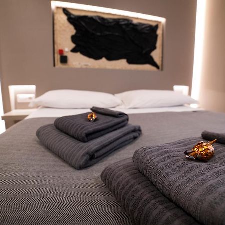 Lucrino 45 By Ale Hotel Rom Eksteriør billede