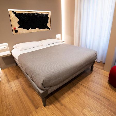 Lucrino 45 By Ale Hotel Rom Eksteriør billede