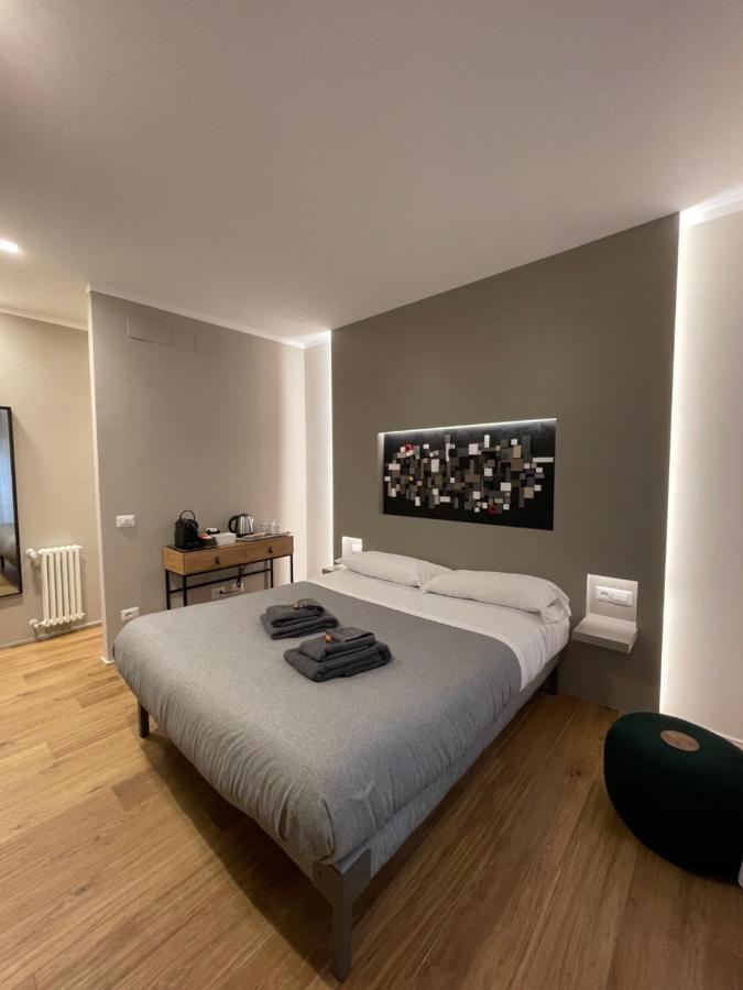 Lucrino 45 By Ale Hotel Rom Eksteriør billede