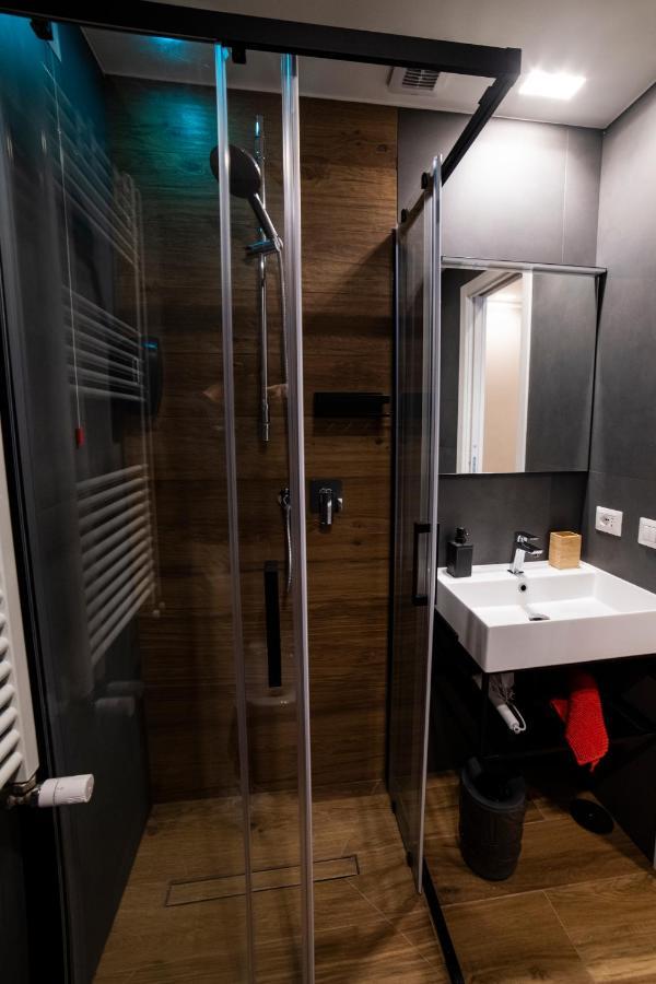 Lucrino 45 By Ale Hotel Rom Eksteriør billede