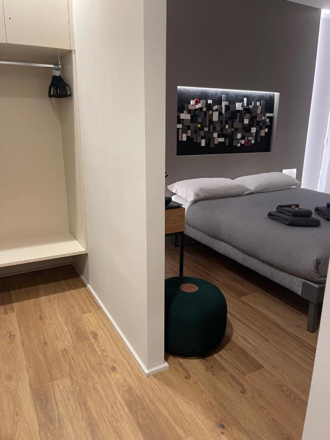 Lucrino 45 By Ale Hotel Rom Eksteriør billede
